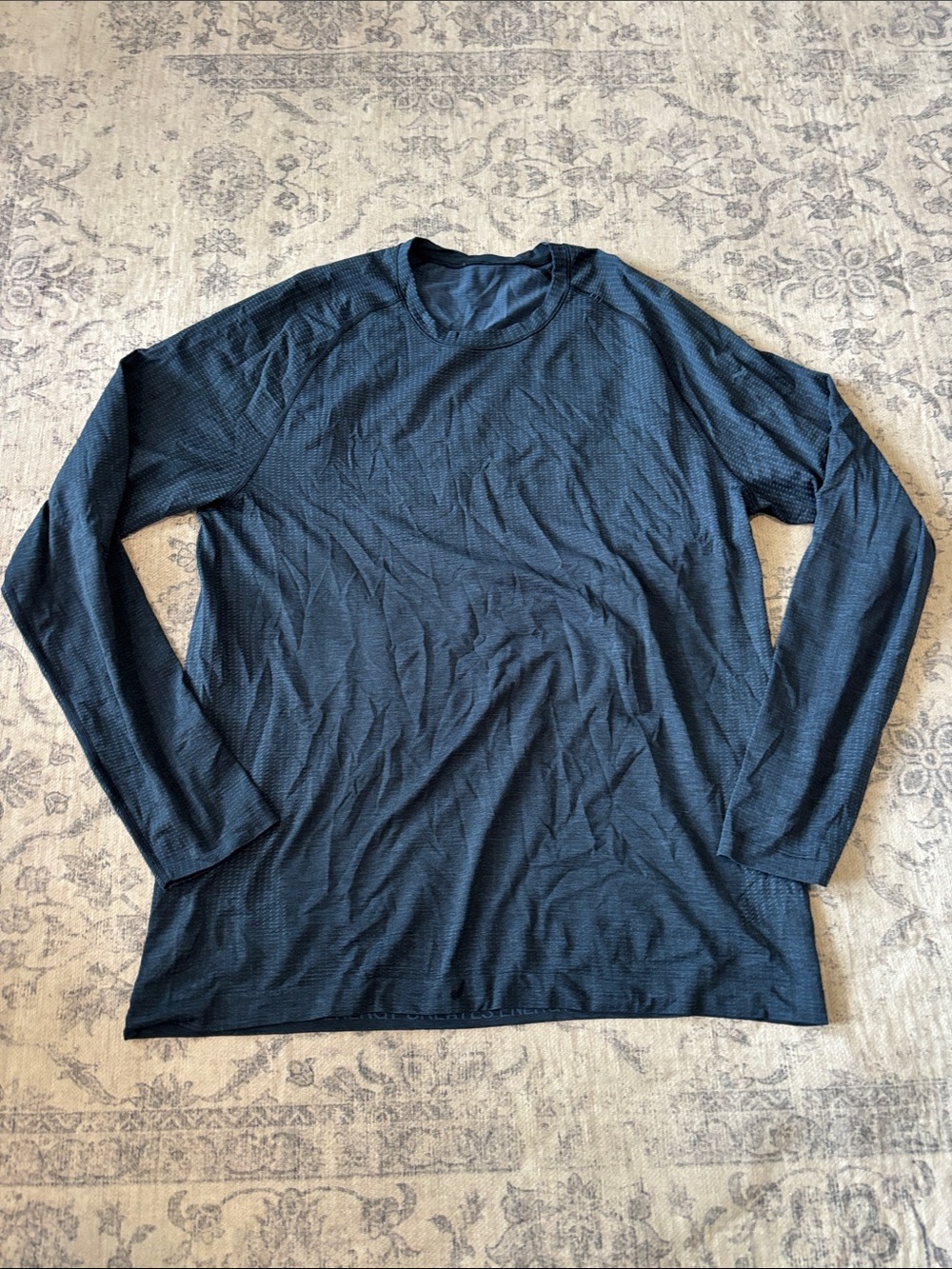 Lululemon Men’s Metal Vent Tech Long Sleeve - large - mineral blue/true navy